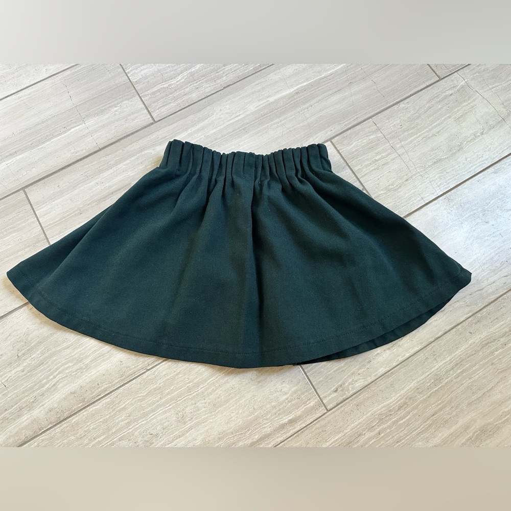 Global Work in Hunter Green Skirt in size S